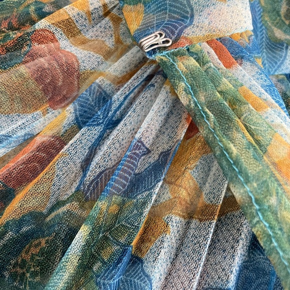 Vintage 60s Poncho; shear, pleated. - Picture 2 of 5